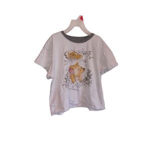 Disney kids Winnie the Pooh T-Shirt Small